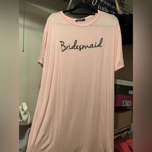Bridesmaid tshirt dress size large - boohoo